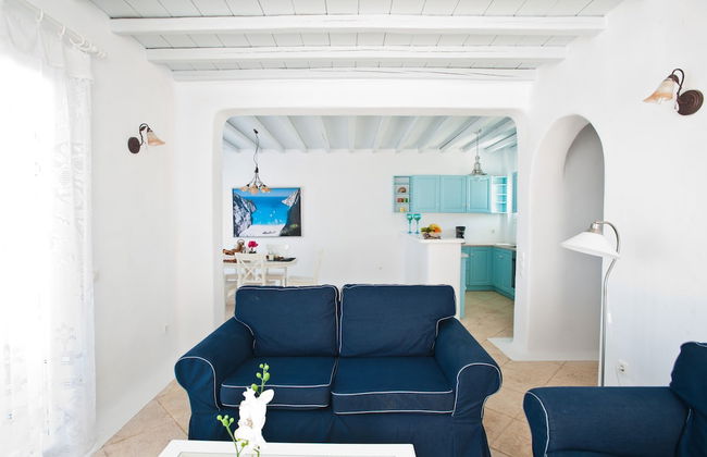 Sofia's Bungalows Mykonos - Photo 30