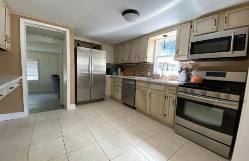 Hamburg Home in Heart of Village - Foto 16