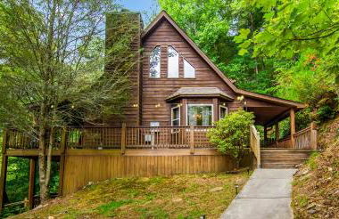 Amazing Creek View Cabin w/ Hot Tub, Firepit & Pool Table - Foto 70