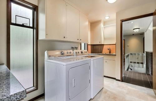 PNW MCM 155ft Private Waterfront Gem on Raft Island with Hot Tub - Foto 19