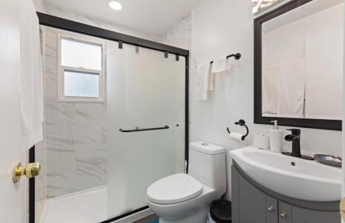 The Ultimate Escape. Unpack, Relax, Enjoy!Sleeps14 - Foto 53