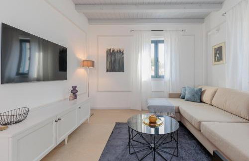 Seafront Villa Adriatica with pool - Photo 15