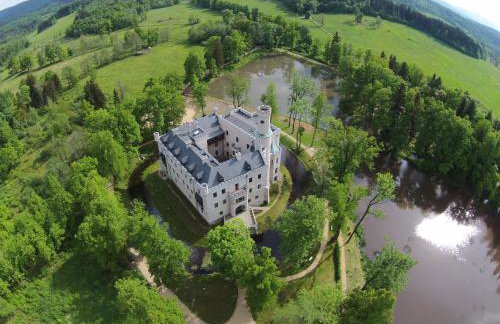 Zamek Karpniki Schloss Fischbach - Foto 4