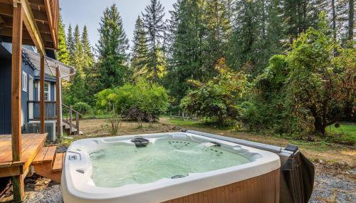 Updated Large River Front Home with Hot Tub - Foto 2