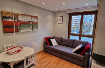 Balmes 8 - Para 6 pax céntrico y Plaza de garaje - VUT-4831-AS - Foto 18