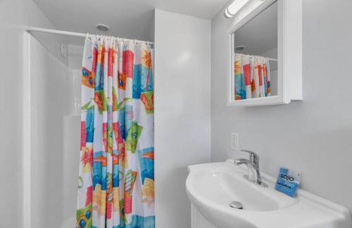 Villa Bella Newly Remodeled With Private Dock and Pool & Cabana Club Access - 7 night minimum stay - Foto 22