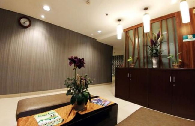 Comfy 1BR Apartment at Cosmo Terrace - Photo 2