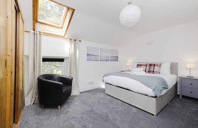JOIVY Beautiful 2-Br Mews Home, Near Princes Street - Foto 11