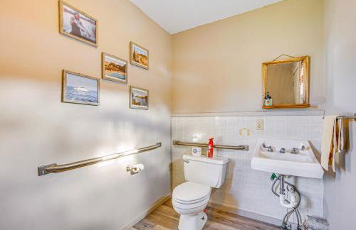 Michigan Manistee River Cabin about 1 Mi to Downtown - Foto 15