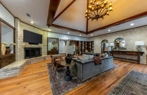 Magnificent 90-acre Texas Ranch Estate On San Marcos River - 5 Bedrooms - Newly Renovated & Professionally Furnished 9t Ranch By Boutiq - Foto 17