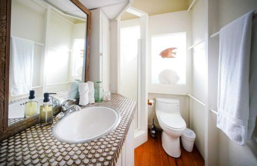 Ocean and Skyline Views Honolulu Retreat - Foto 16