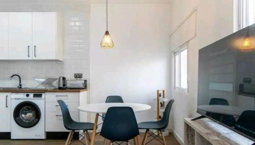 Stylish and Spacious Studio -4 minutes walk to Beach - Foto 3