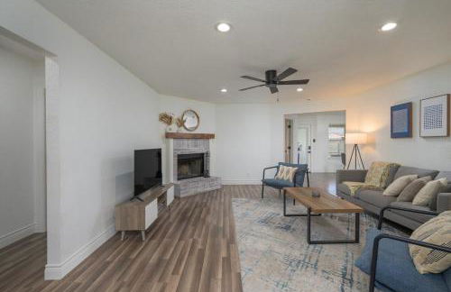 Stylish Pet Friendly Killeen 3BR with Fenced Backyard - Foto 7