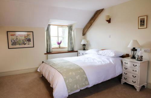 Chilvery Farm Cottage - Photo 8