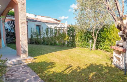 Villa Victoria 1.5 Km From The Beach - Happy Rentals - Foto 17