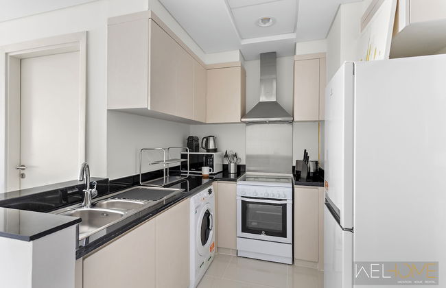 WelHome - Breathtaking 1BR Apt with Balcony and City View - Photo 8