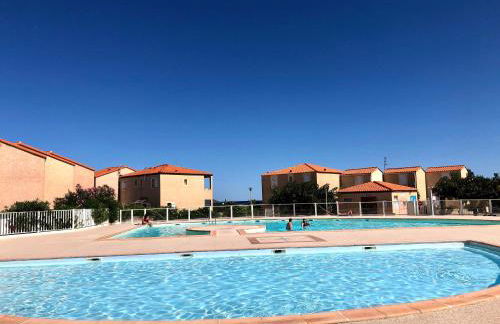 BARCARESA-Villa de Louis piscine vue mer, Lydia et plage - Foto 17