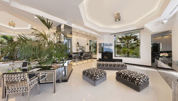 Entrada (vista interior)