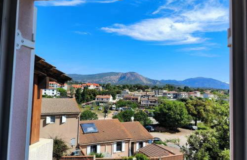 Maison chaleureuse à Ajaccio avec vue sur le jardin - Foto 10
