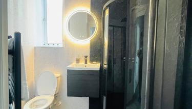 Spacious 3 Bedroom Entire Apartment Self Check in & Free Parking - Foto 5