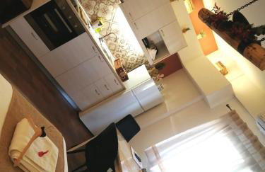 REST On The Pedestrian Street - Photo 27