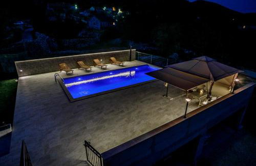 Villa Jozini dvori - Photo 12