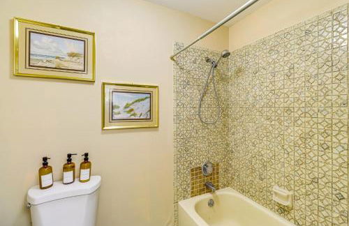 1 Mi to Dtwn Stuart Bright Home with Pool and Spa! - Photo 25
