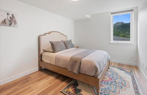 *NEW* Canyon View Dream Retreat + Views +Anchorage - Photo 27