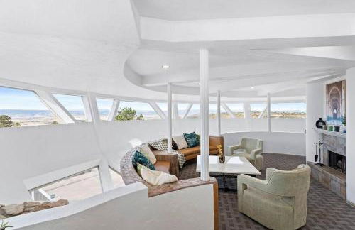 The KingDome - A Unique, Royal Experience with Hot Tub, Rooftop and Views - Foto 75