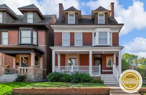 Classic 7BR CWE Home 3rd Floor Suite ABODEbucks - Foto 1