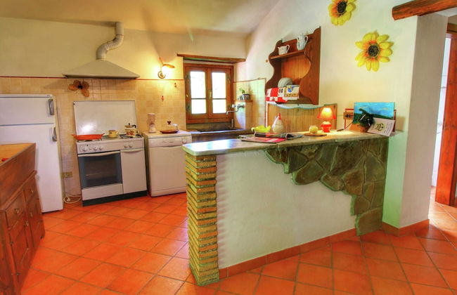 Alluring Farmhouse in Ortignano With Swimming Pool - Foto 24