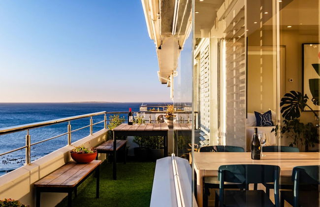 Extraordinary Stay in Mouille Point The Apartment - Photo 18