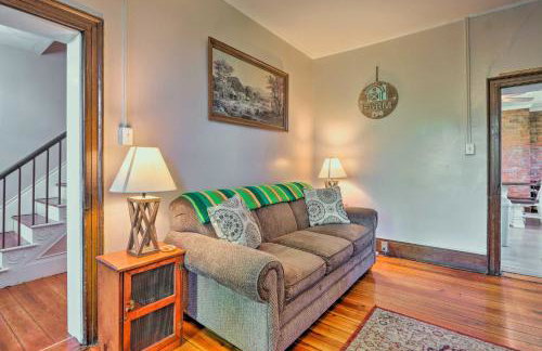 Historic Hammond House with Wine Country View! - Foto 4