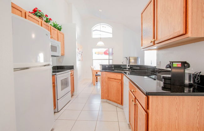 Berkley Lake Townhomes - Photo 21