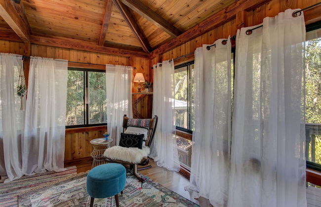 Peace Of Paradise 1 Bedroom Cabin by RedAwning - Photo 2