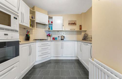 Modern 1BR flat - free parking + lift - Foto 7