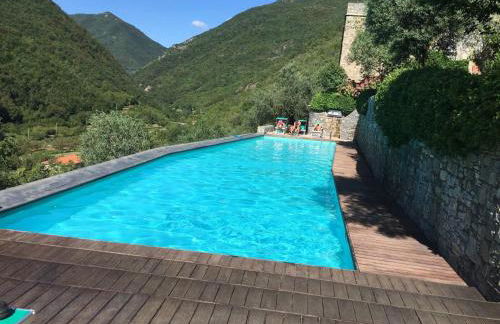 2 Bed House Sleeps 5 - Terrace - Communal Pool - Photo 1