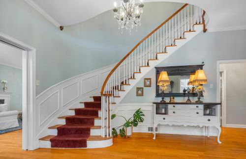 King suite-Huge tub-A Charmer-The Blue Jay Suite - Foto 6