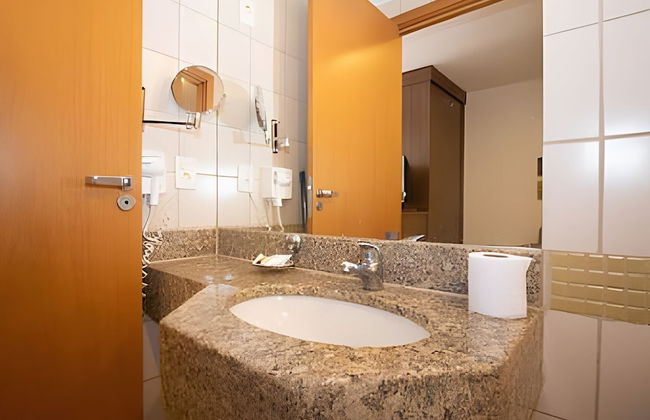 360 Nobile Suítes by Ozped - Photo 52