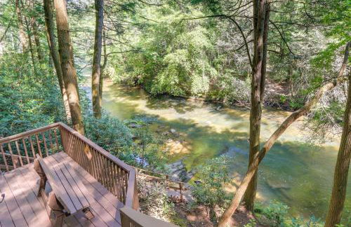 Luxe Fightingtown Creek Cabin 2 King Suites and Spa - Foto 31