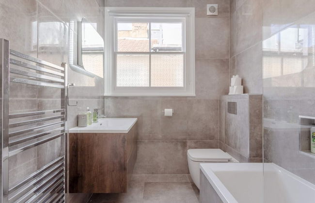 Stunning 3 Bedroom 2 Bath in Fantastic Location - Foto 27