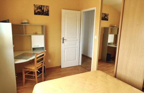 Appartement avec jardin et parking privatif clos - Photo 16