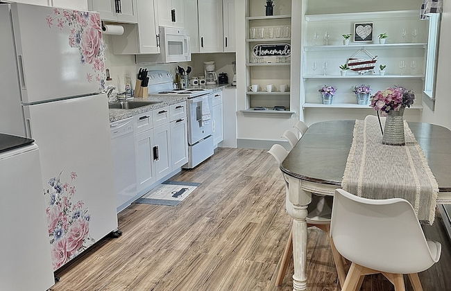 2BR Sunshine Town Condo - Photo 17