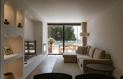 Souto Village - by RowdHouses - Private Pool & Lemon Farm - Foto 10