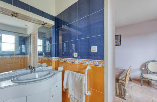 La Villa des Vignes - Climatisée avec piscine - Foto 9