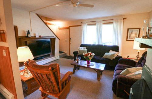 Quaint Condo 5 minutes to the ski slopes Valley Park D1 - Foto 1