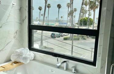 Beach House with Rooftop Jacuzzi - Foto 5