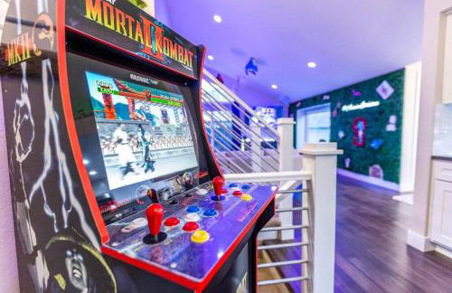 2 King Beds / Hot Tub / BBQ / Hiking / Fire Pit - Foto 5