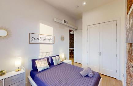 Chic Penthouse with bus stop at doorstep - 15 Minutes to NYC - Foto 29