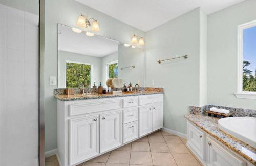 Stunning bayfront home with spacious deck and incredible Galveston Bay views - Foto 28